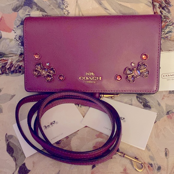 COACH CRYSTAL JEWELED CROSSBODY WALLET PHONE CASE NWT BURGUNDY LEATHER - Picture 8 of 9